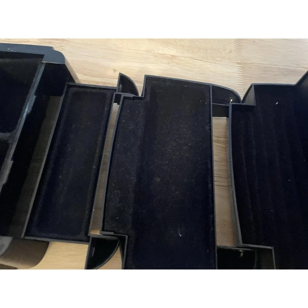 The Jewel Kit by Ingenious Designs Vintage Accordion Style Black Jewelry Box